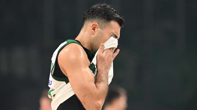 Παναθηναϊκός: Υποτροπή ο Σλούκας, χάνει Φενέρ και το Final-8 του Κυπέλλου