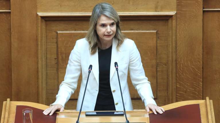 Απειλές από οπαδούς του Κασιδιάρη δέχεται η Μιλένα Αποστολάκη - Επειδή ζήτησε να ελεγχθεί τι γίνεται στις φυλακές Δομοκού