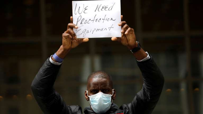 Κορονοϊός: Ξεπέρασαν τους 15.000 οι νεκροί στις ΗΠΑ - Πάνω από 400.000 τα κρούσματα