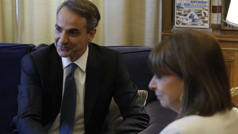 Ο Κυριάκος Μητσοτάκης επέστρεψε τηλεφωνικά τη διερευνητική εντολή στην ΠτΔ - Ολοταχώς για κάλπες στις 25 Ιουνίου