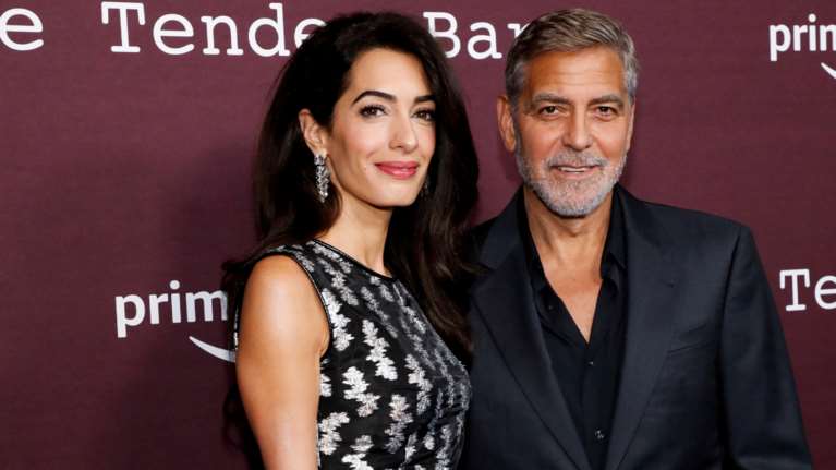 Επτά χρόνια γάμου για τους Κλούνεϊ: Η ασυνήθιστη εμφάνιση της Αμάλ και το παράπονο του Τζορτζ