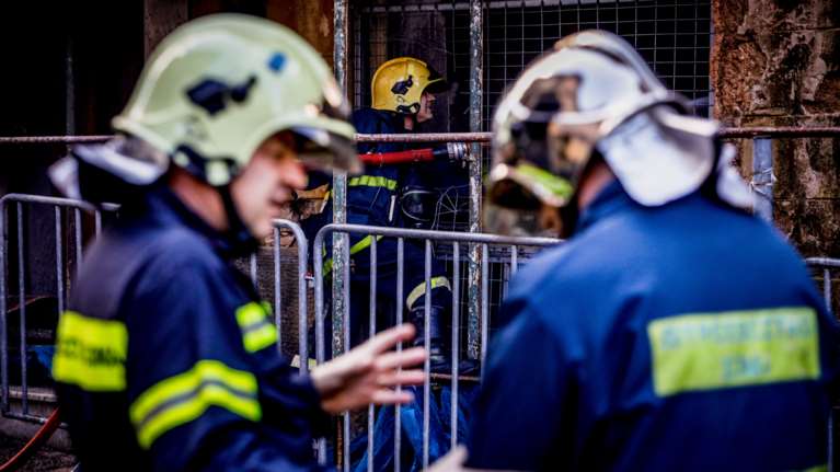 Έκτακτο επίδομα στους πυροσβέστες: Άμεσα και χωρίς τροπολογία θα δοθούν οκτώ εκατ. ευρώ ως &quot;εκτός έδρας&quot;