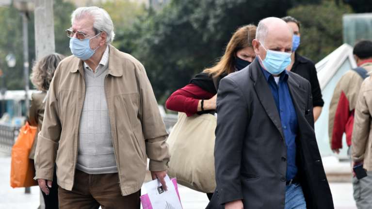 Θεσσαλονίκη: Πουλήθηκαν τριάντα εκατομμύρια μάσκες μέσα σε εναν χρόνο - Το 95% χειρουργικές