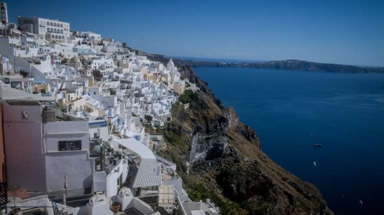 Σαντορίνη: Μυστήριο ο θάνατος του 69χρονου ξενοδόχου - Η φωτιά και το άθικτο χρηματοκιβώτιο