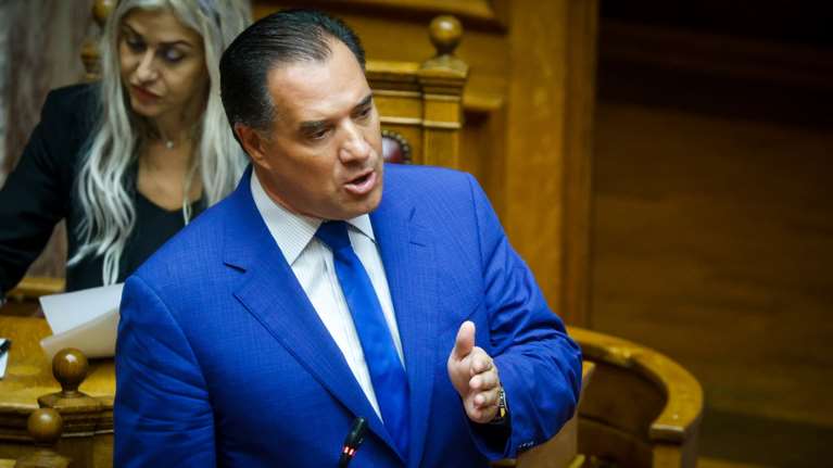 Γεωργιάδης: &quot;Κανένας στην Ελλάδα δεν ενδιαφέρεται για εξεταστική για τα Τέμπη&quot; - Τι του απάντησε συγγενής θύματος