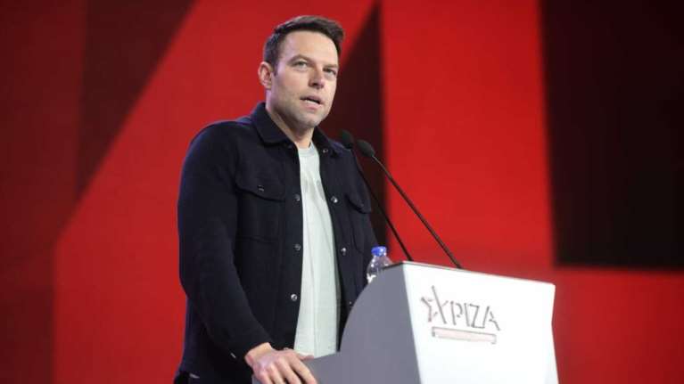 Κασσελάκης για τρανσφοβικό πογκρόμ: Να αναλογιστούμε το μέγεθος της παρακμής, του φασισμού και ρατσισμού