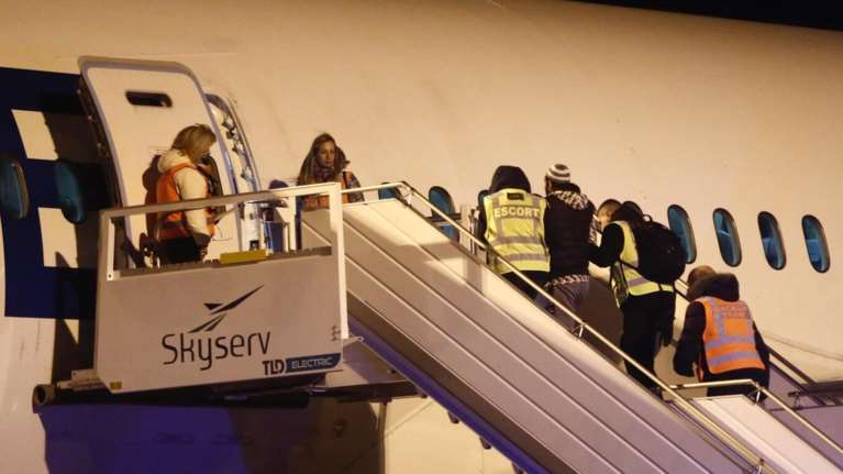 Η Ελλάδα στέλνει πίσω στις χώρες τους μετανάστες που δεν δικαιούνται άσυλο [εικόνες]