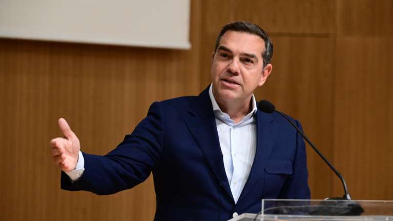 Ο Αλέξης Τσίπρας προεδρεύει σε σύσκεψη για τα Δυτικά Βαλκάνια στο Βελιγράδι - Συνάντηση με τον Σέρβο πρωθυπουργό