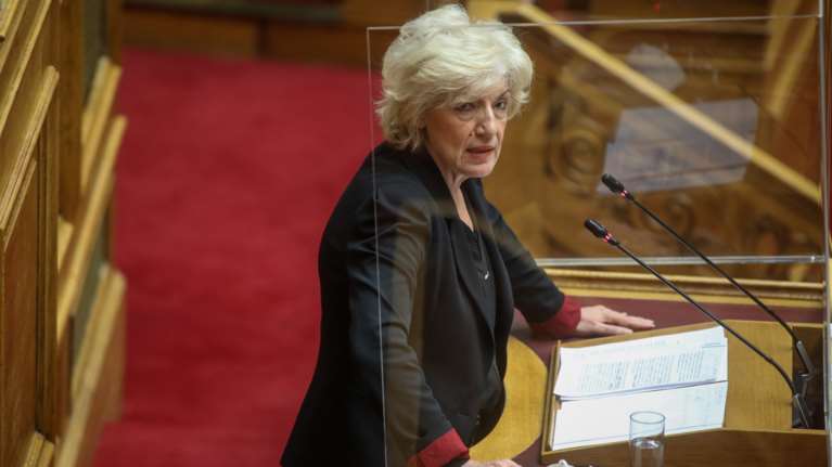 Σία Αναγνωστοπούλου: Σκέφτομαι να αποχωρήσω από τον ΣΥΡΙΖΑ [βίντεο]