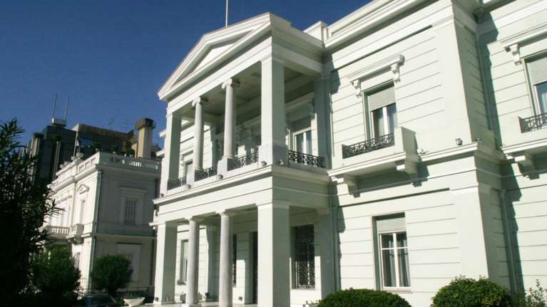 ΥΠΕΞ: Βαθιά οδύνη για την απώλεια ζωών από το πλήγμα στον Άγιο Πορφύριο στη Γάζα