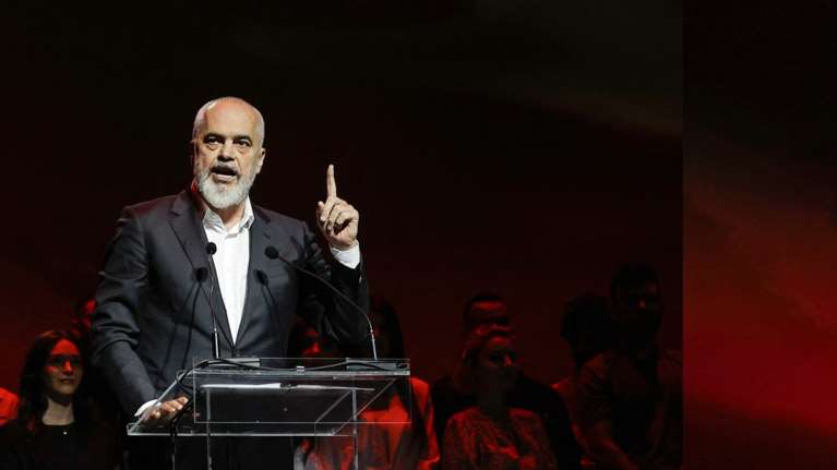 Ακραία πρόκληση Ράμα: &quot;Οι Αλβανοί της Ιταλίας δεν αλλάξατε τα ονόματά σας, όπως υποχρέωσαν τα αδέλφια μας στην Ελλάδα&quot;