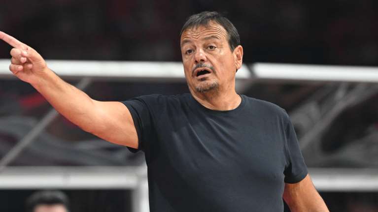 Ο Αταμάν αποχώρησε έξαλλος από τη συνέντευξη Τύπου - &quot;Ενημέρωσα τον Πρέσβη της Τουρκίας για τις προσβολές κατά της χώρας μου&quot;