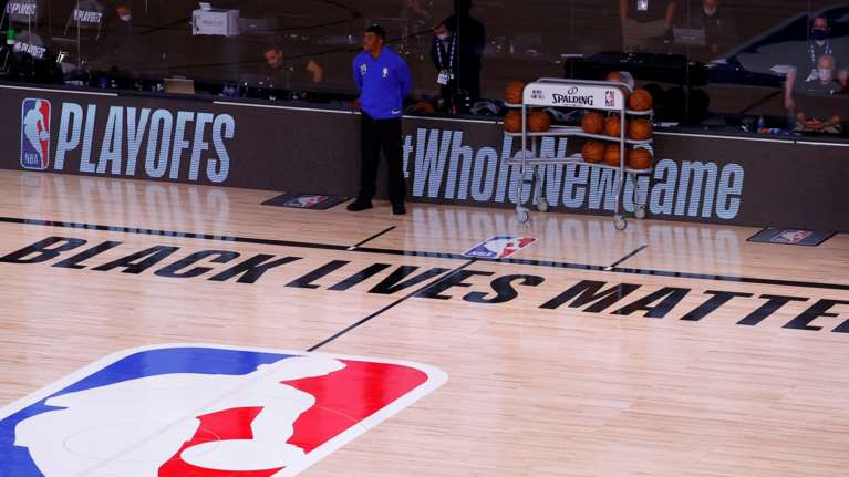 Έγραψαν ιστορία οι Bucks: Στον αέρα το ΝΒΑ - Εξέγερση των παικτών κατά της αστυνομικής βίας και αυθαιρεσίας