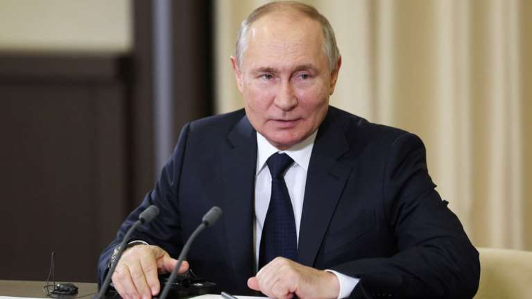 Ο Πούτιν έδωσε χάρη στον δολοφόνο νεαρής φοιτήτριας επειδή πολέμησε στην Ουκρανία - Την είχε μαχαιρώσει 56 φορές