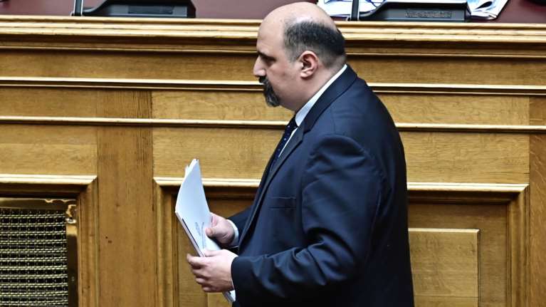 Κόντρα Μαρινάκη με ΠΑΣΟΚ-ΣΥΡΙΖΑ για Τριαντόπουλο: "Βούλιαξαν στα ψέματά τους" - "Να παραπεμφθεί αλλά όχι όπως βολεύει τη ΝΔ"