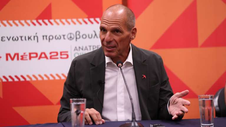 Βαρουφάκης για εκλογή Πιερρακάκη στο Eurogroup: "Οι αυτοκρατορίες δίνουν τιμητικούς τίτλους σε υποταγμένους"