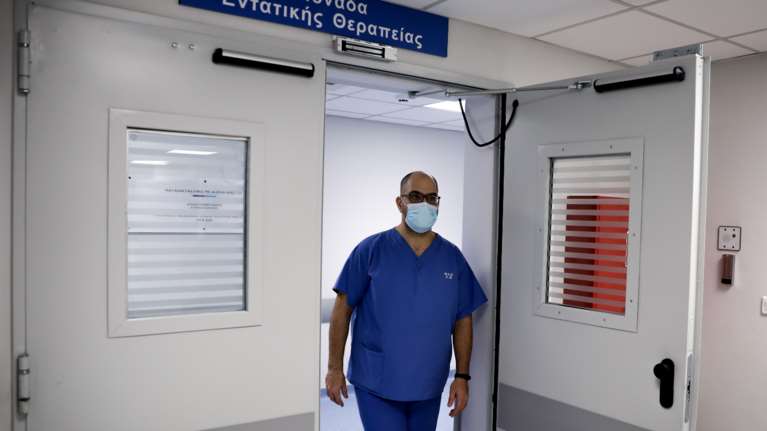 Κρήτη: Κρίσιμες ώρες για 16χρονη - Διασωληνωμένη στη ΜΕΘ μετά από τροχαίο