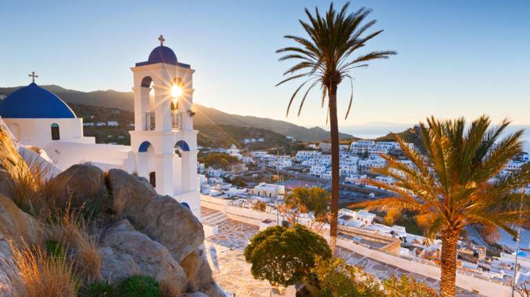 The Sun: Το κυκλαδίτικο νησί που θα αποτελέσει την έκπληξη του επόμενου καλοκαιριού