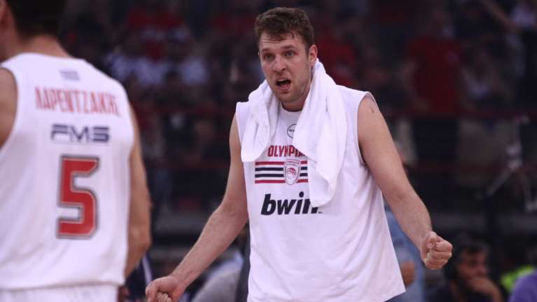 Το αποχαιρετιστήριο μήνυμα του Βεζένκοβ στον Ολυμπιακό: Η πιο δύσκολη απόφαση που έχω πάρει ποτέ