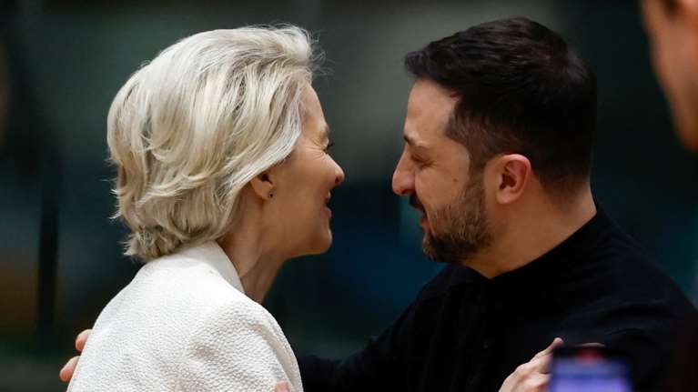 Φον ντερ Λάιεν και Ευρωπαίοι ηγέτες με τον Ζελένσκι στον Λευκό Οίκο για τη συνάντηση με Τραμπ