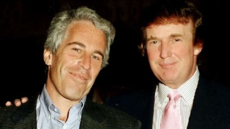 Ο Τραμπ μιλά για πρώτη φορά για τους φακέλους Επσταϊν: "Άνθρωποι που τον συνάντησαν αθώα κινδυνεύουν να καταστραφούν"