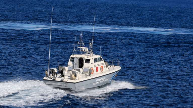 Λέμβος με 25 μετανάστες στη Γαύδο – Γεμίζει πάλι ο χώρος προσωρινής φιλοξενίας στην Αγυιά