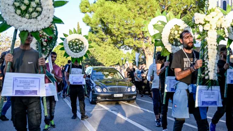 Βοιωτία: Απολογείται ο αστυνομικός για τον θάνατο του 17χρονου - &quot;Απώθησε με βίαιο τρόπο το όπλο μου και εκπυρσοκρότησε&quot;
