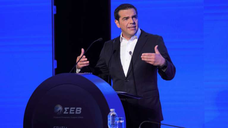 Τσίπρας στον ΣΕΒ: "Η επόμενη μέρα είναι μια πολύ δύσκολη εξίσωση"