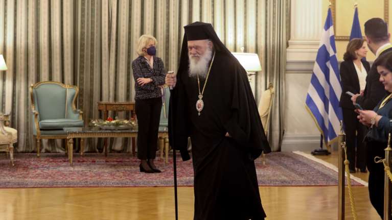 Υπέρ του δημοψηφίσματος για τον γάμο των ομόφυλων ζευγαριών ο Αρχιεπίσκοπος Ιερώνυμος