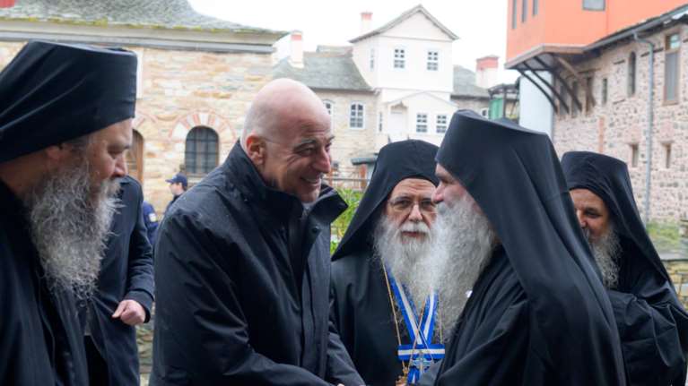 Δένδιας: Το ενδιαφέρον της κυβέρνησης για το Άγιο Όρος είναι μεγάλο και διαρκές