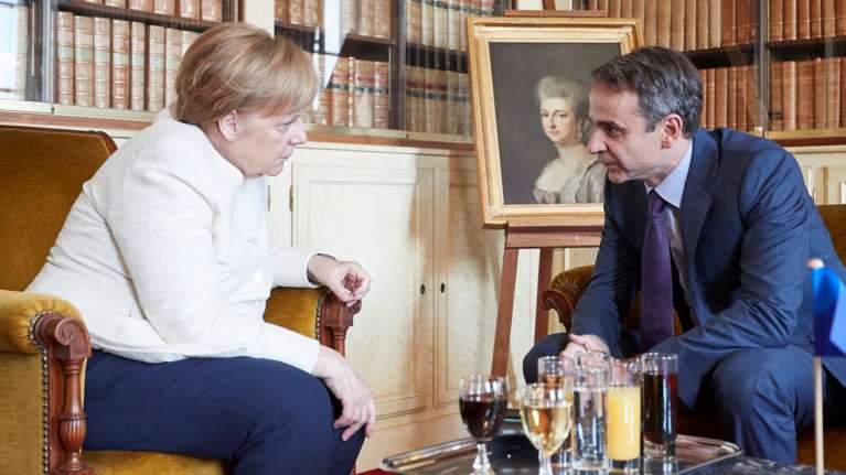 Αποκλιμάκωση με Τουρκία: Πληροφορίες ότι επιστρέφουν τα τουρκικά πλοία στη βάση τους- Ο ρόλος της Μέρκελ στην εκτόνωση της κρίσης