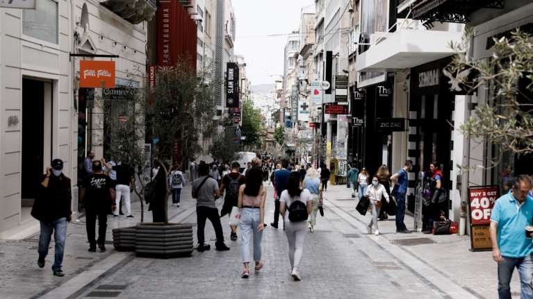 ΟΟΣΑ: Αύξηση της ανεργίας κατά 3,8% έως 4,6% φέτος - Οι προβλέψεις για την Ελλάδα