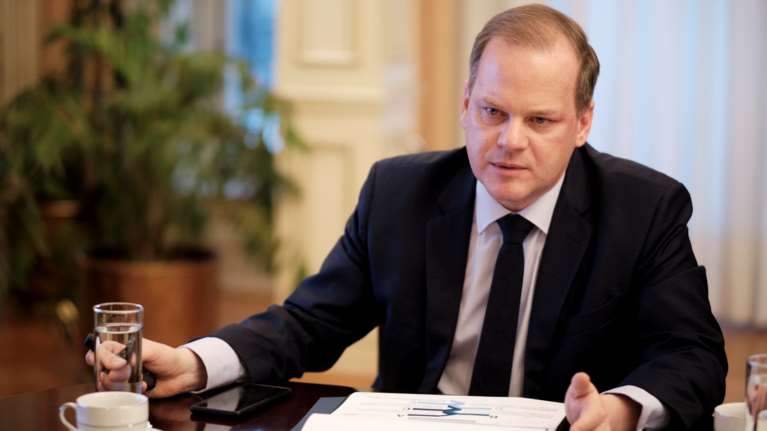 Την Δευτέρα τα εγκαίνια του μετρό στον Πειραιά - Καραμανλής: Εμείς δεν κάνουμε εγκαίνια με μουσαμάδες [βίντεο]