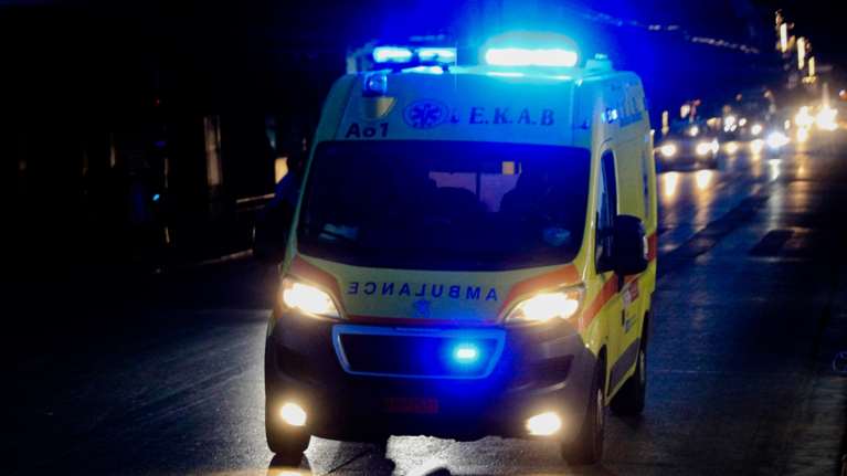 Θεσσαλονίκη: Τραγωδία στην άσφαλτο- Μία 50χρονη νεκρή και ένας σοβαρά τραυματίας από σφοδρή σύγκρουση