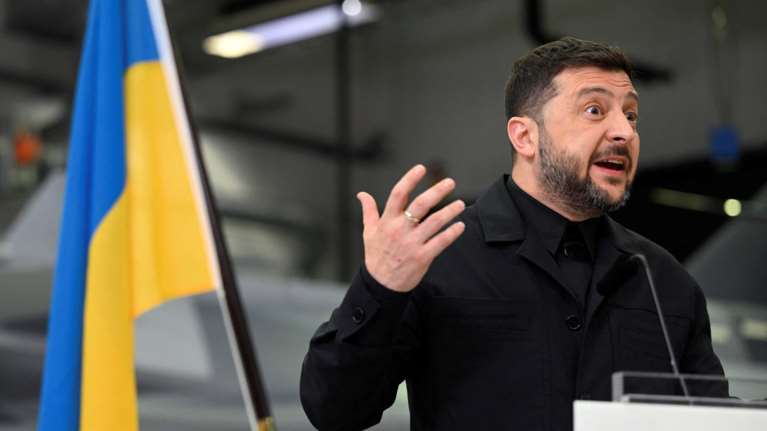 Ο Ζελένσκι αποπέμπει τους υπουργούς Ενέργειας και Δικαιοσύνης που κατηγορούνται για διαφθορά