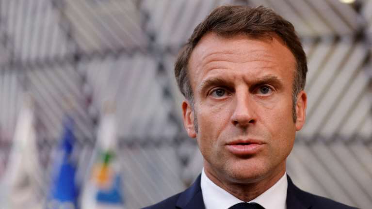 Μακρόν: &quot;Οι σκέψεις μας είναι κοντά στους συγγενείς των μελών του πληρώματος του Canadair και στον ελληνικό λαό&quot;