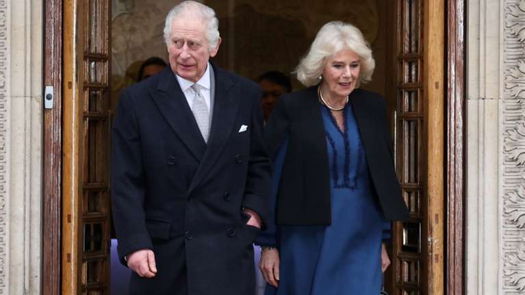 Βασιλιάς Κάρολος: Η κακοήθεια που βρέθηκε τυχαία - Τα πιθανά σημεία που μπορεί να έχει καρκίνο ο βασιλιάς, σύμφωνα με ειδικούς