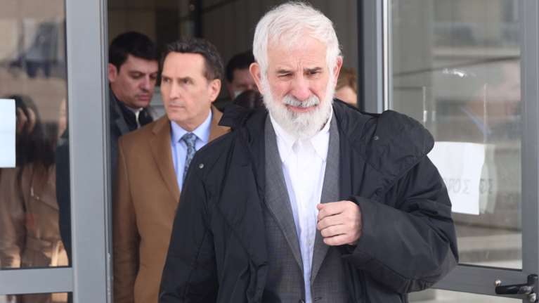 Δίκη Φιλιππίδη: "Μου έδειξε τα γεννητικά του όργανα και μου είπε... " - Η κατάθεση στελέχους μεγάλου καναλιού