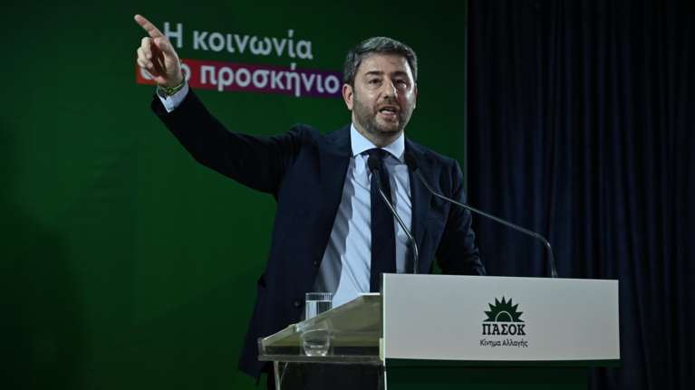 To Big Mouth του Κουρτάκη, οι φήμες για τις σχέσεις Ανδρουλάκη με τους Ρώσους και η οργισμένη απάντηση