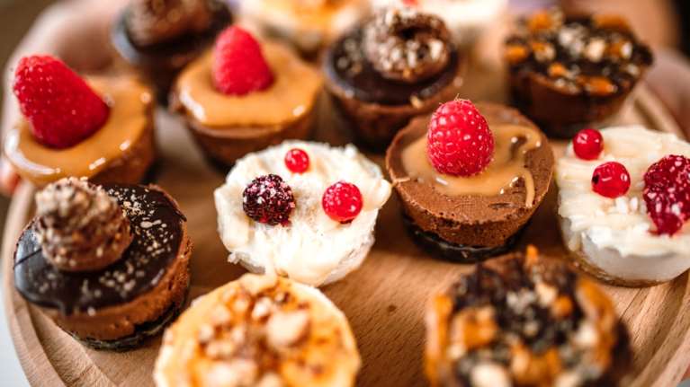 Εορτολόγιο: Ποια ονόματα γιορτάζουν σήμερα 18 Φεβρουαρίου - Το πρώτο Ψυχοσάββατο του 2023