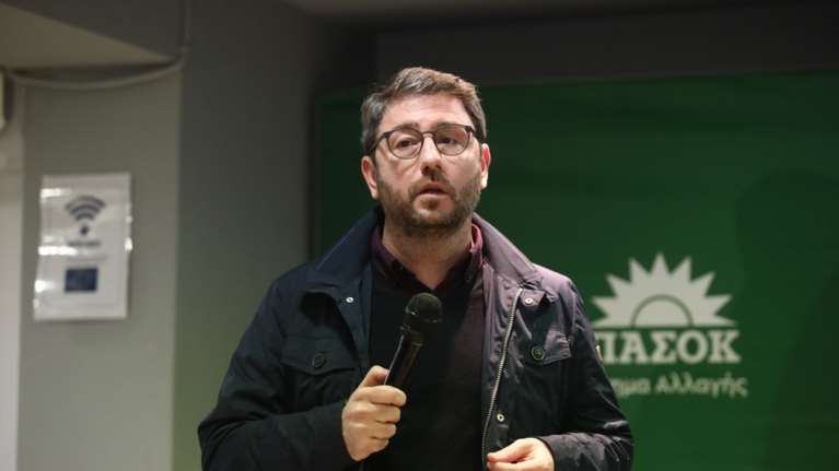 Στα Τέμπη μεταβαίνει και ο πρόεδρος του ΠΑΣΟΚ Νίκος Ανδρουλάκης: &quot;Πρόκειται για μια ανείπωτη τραγωδία&quot;