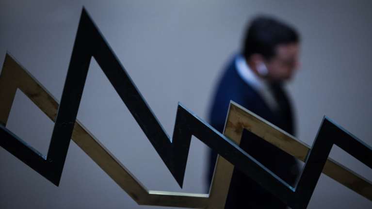 Ράλι για τα ελληνικά ομόλογα -  Αισιοδοξία στις αγορές για συμφωνία στη Σύνοδο Κορυφής