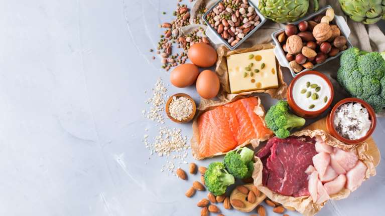 Ποια είναι τα καλά λιπαρά που πρέπει να τρώμε: Γιατί τα χρειαζόμαστε και σε ποιες τροφές θα τα βρούμε