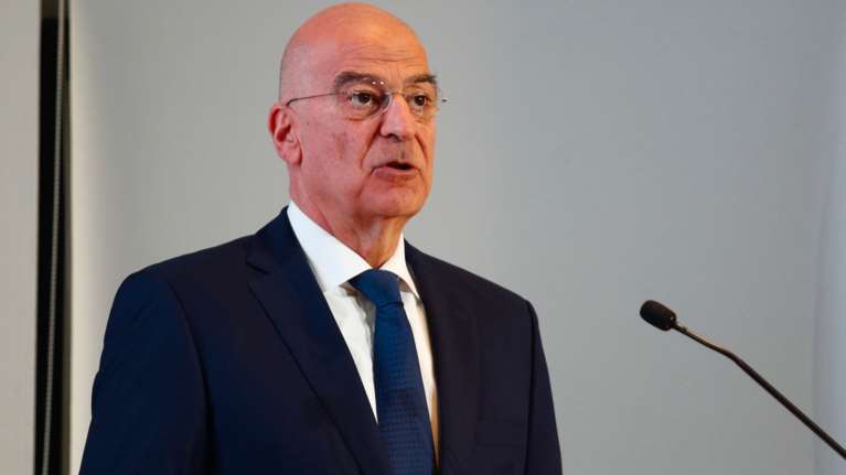 Νίκος Δένδιας για τα 80 χρόνια από τη λήξη του Β' Παγκοσμίου: Η Ελλάδα συνέβαλε στη νίκη με αγώνα και θυσίες του λαού