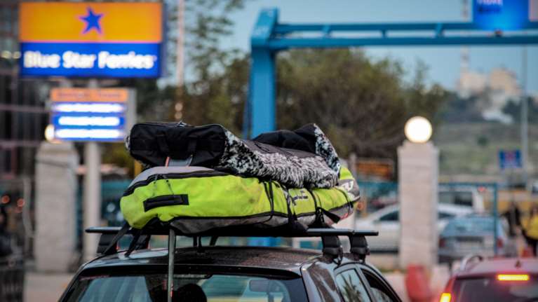 Περισσότεροι έλεγχοι στα λιμάνια ενόψει Πάσχα - Ποιοι εξαιρούνται από τις μετακινήσεις με πλοία