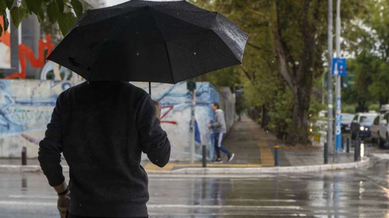 H Cassandra φέρνει βροχές και ισχυρές καταιγίδες σε πολλές περιοχές – Πότε θα ξεκινήσει η κακοκαιρία