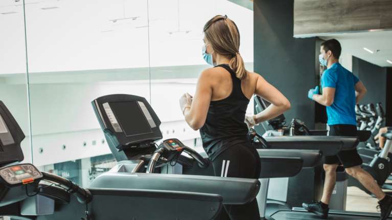 Επίσημο: Ανοίγουν τη Δευτέρα 31/5 τα γυμναστήρια και τα γήπεδα ποδοσφαίρου 5x5 και μπάσκετ