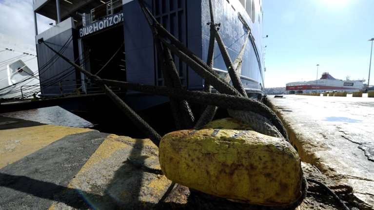 Απαγορευτικό απόπλου από Ραφήνα και Λαύριο, λόγω ισχυρών ανέμων - Κανονικά τα δρομολόγια από Πειραιά