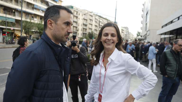 Αποκαλυπτήρια για τους &quot;11&quot; που έφυγαν από τον ΣΥΡΙΖΑ: Το όνομα, η νέα ΚΟ και επικεφαλής ο Χαρίτσης