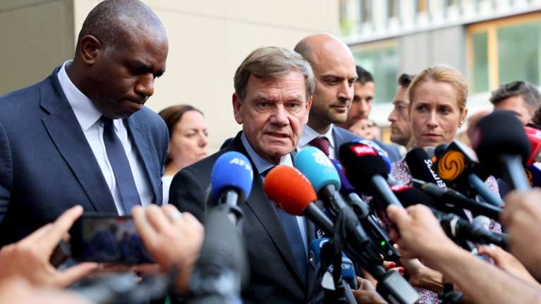 Συνομιλίες στη Γενεύη: Οι Ευρωπαίοι ΥΠΕΞ πιέζουν το Ιράν - &quot;Δεν μπορείτε να έχετε πυρηνικά&quot;